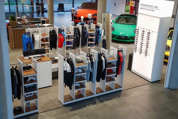 Porsche Lifestyle Shop » Porsche Experience Center Hockenheimring